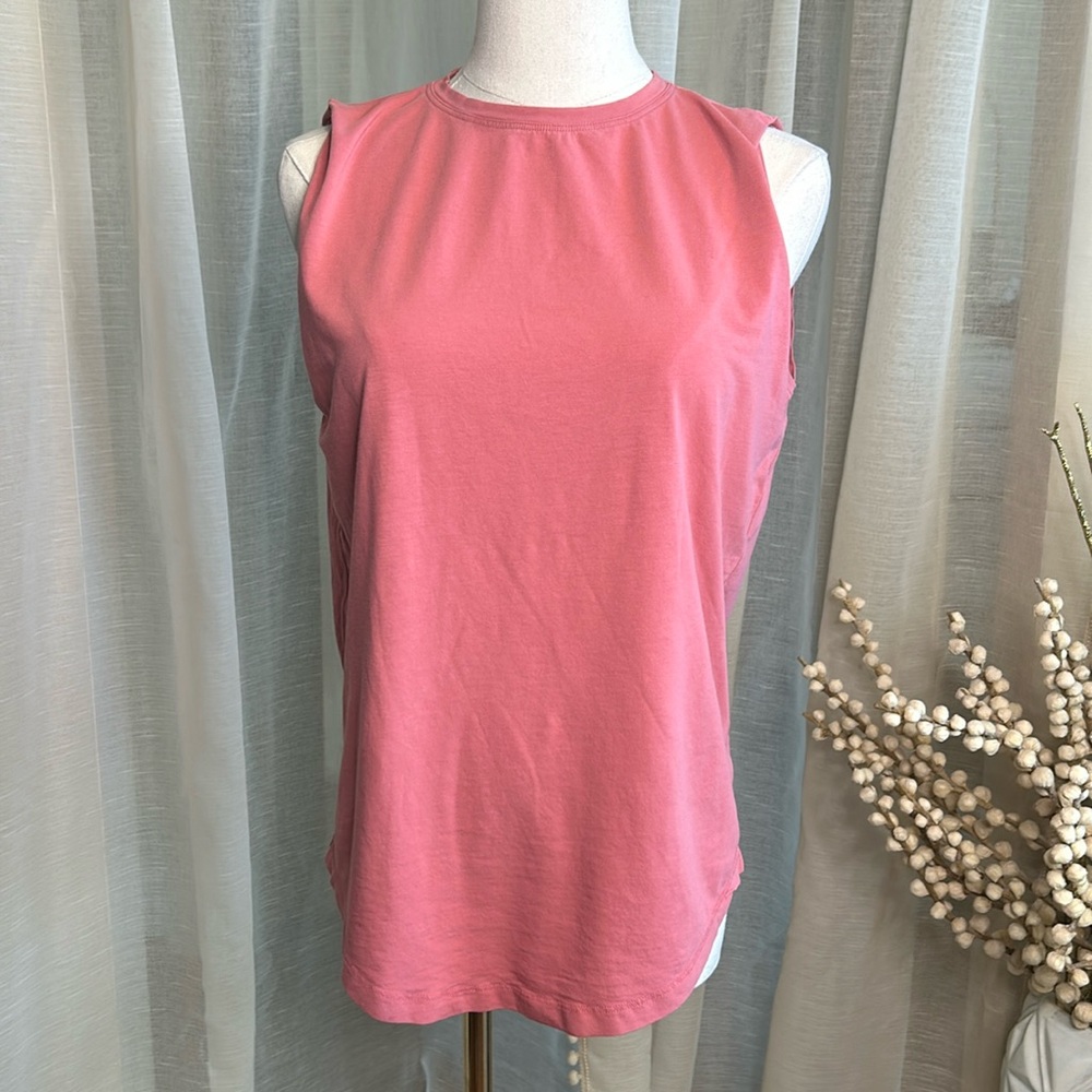 Lululemon Brunswick Tank Sz 4 Pink